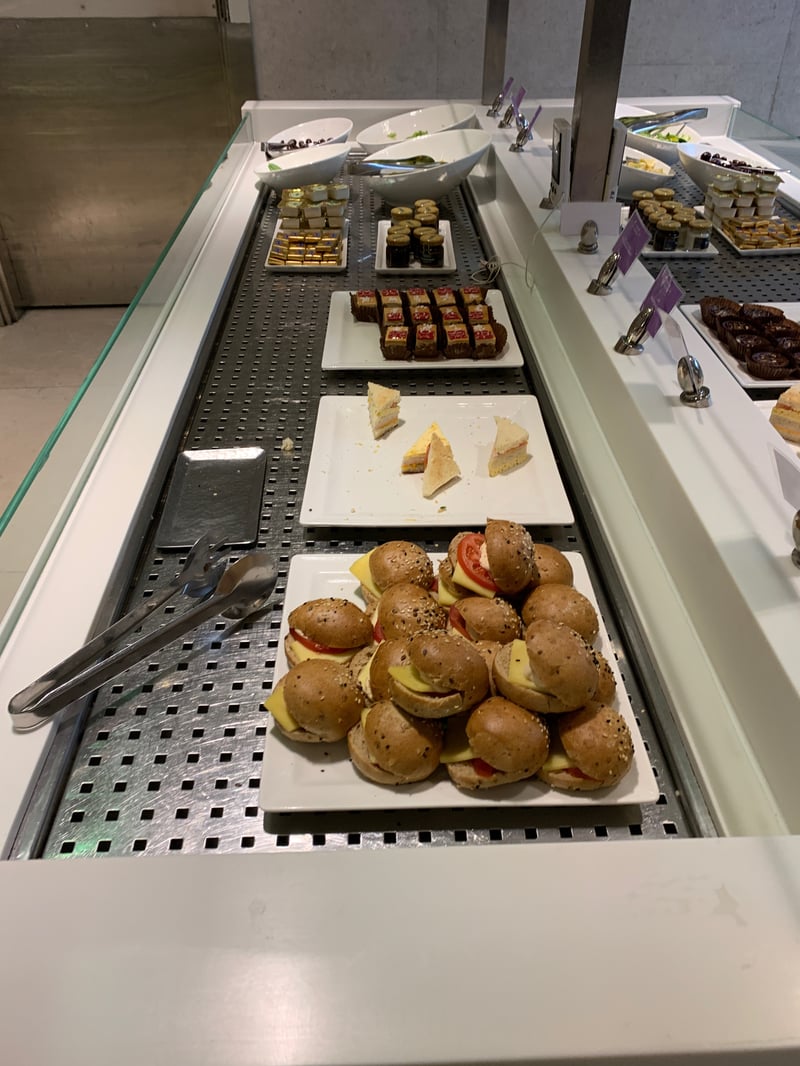 Saudia Al-Fursan Golden Business Lounge (International), foto 9