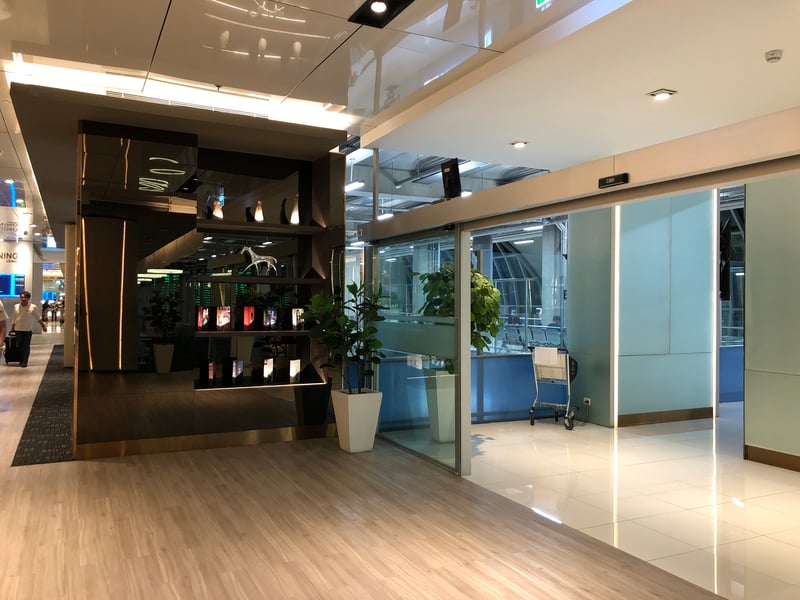 Miracle First Class Lounge, foto 5