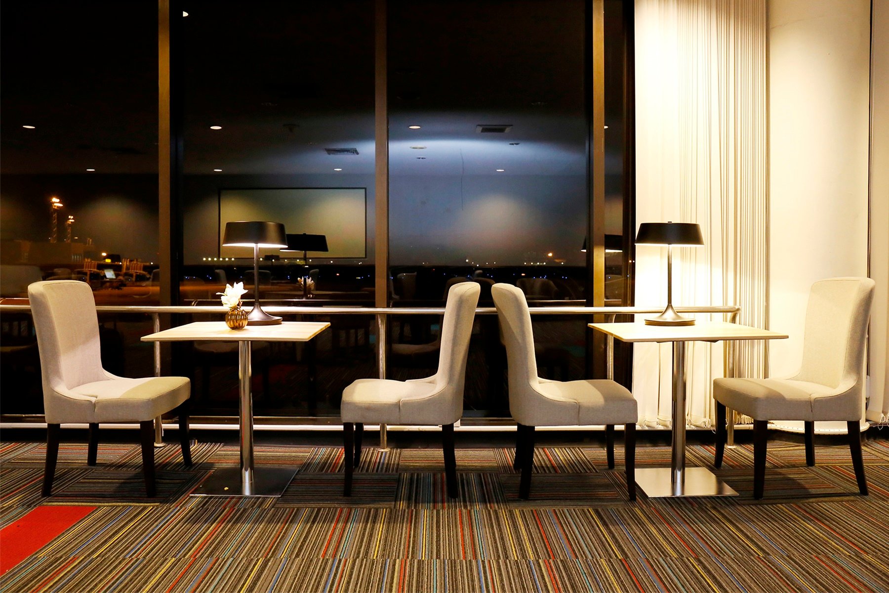 Miracle Lounge No. 1, photo 5