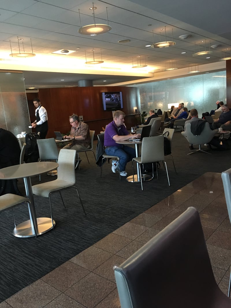 United Airlines United Club (Gate B32) (Temporarily Closed), foto 6