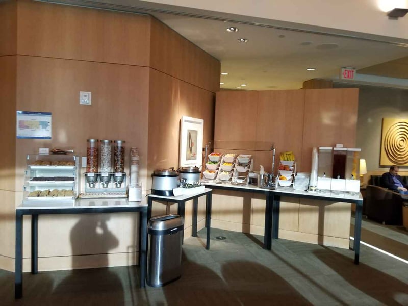 American Airlines Admirals Club, photo 2