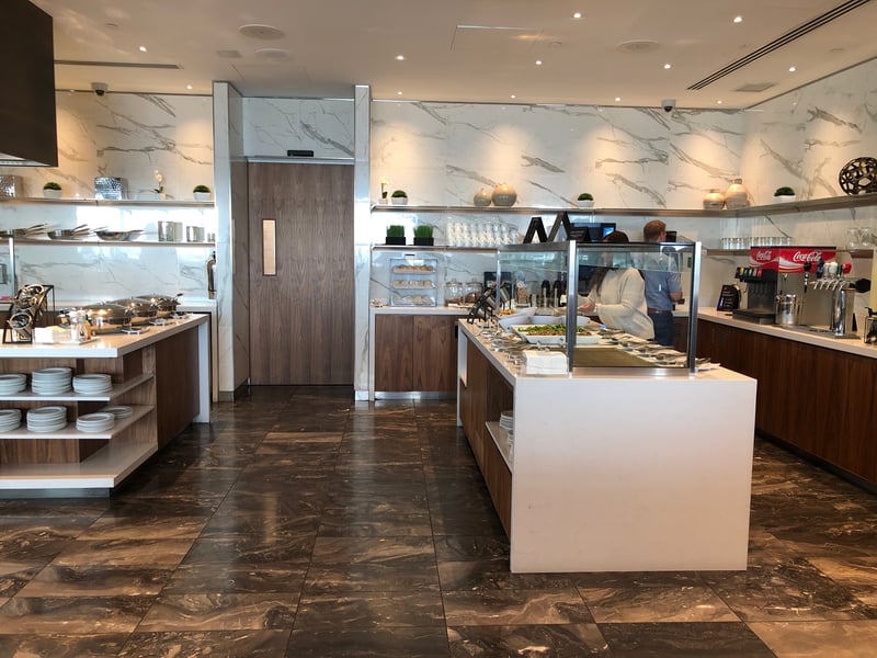 Air Canada Maple Leaf Lounge, photo 12