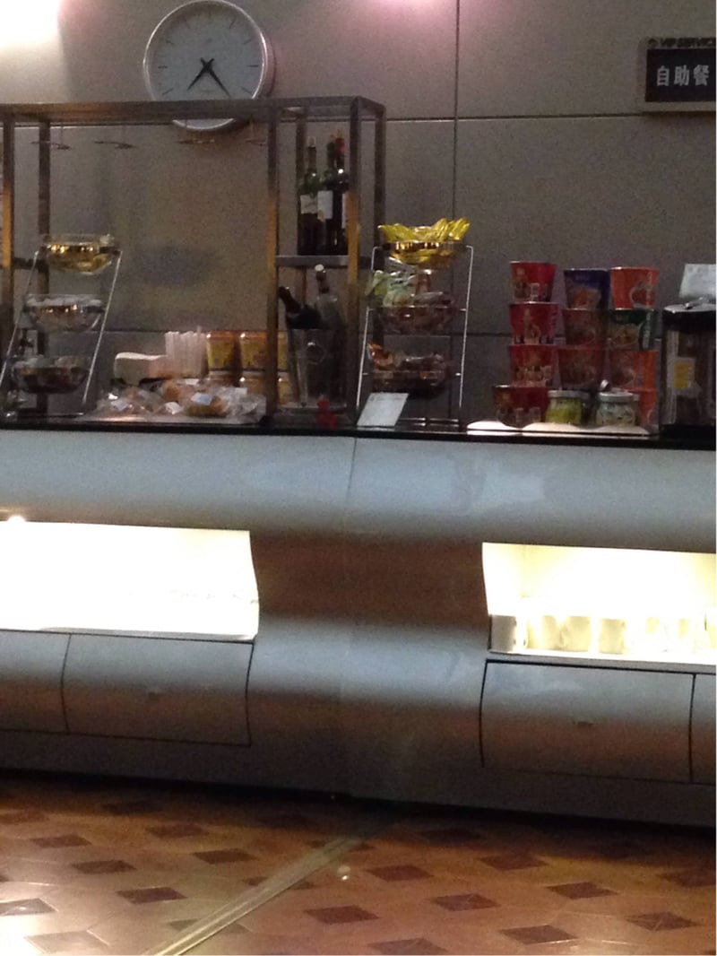 First Class Lounge (No.69), photo 8