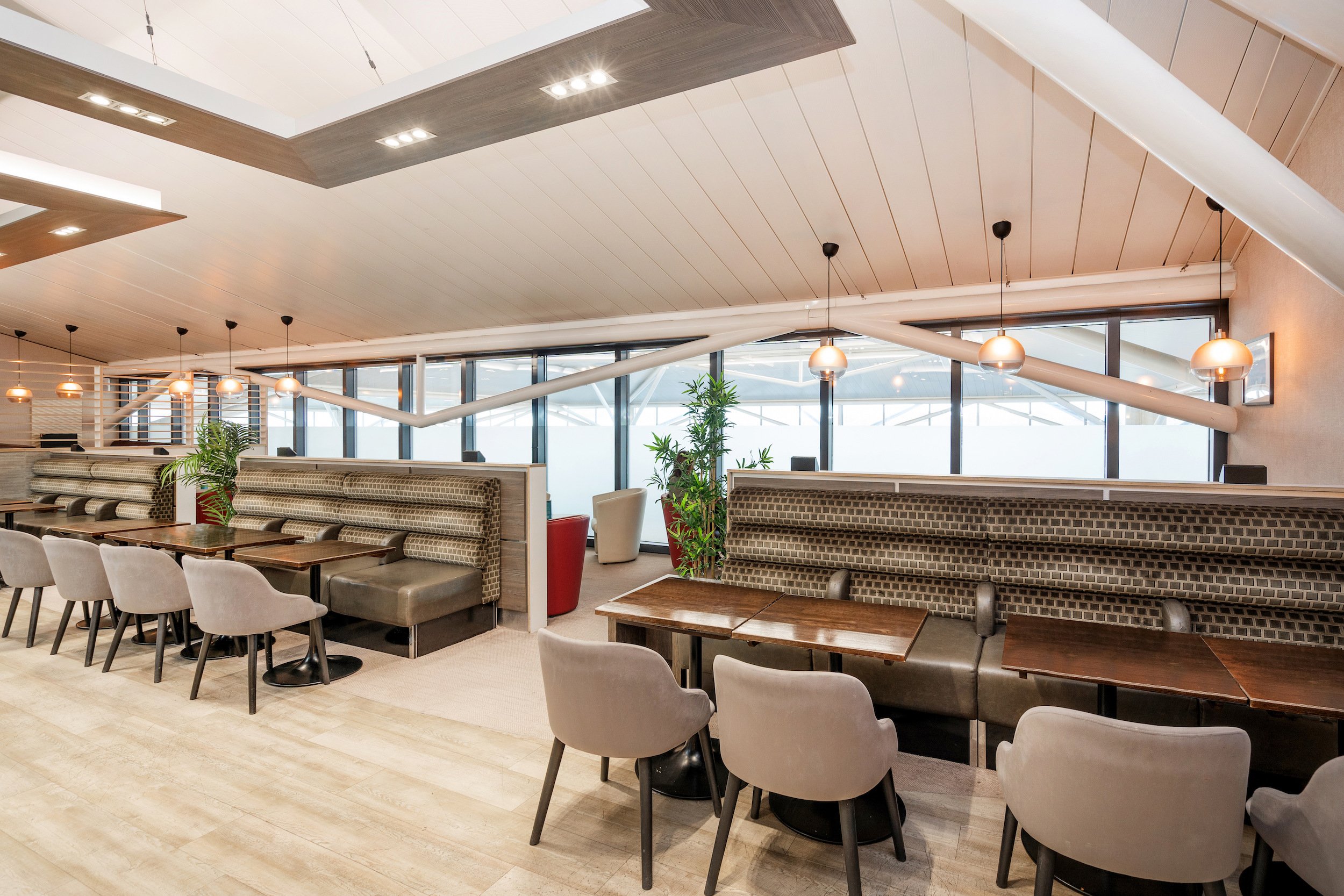 Escape Lounges, photo 10