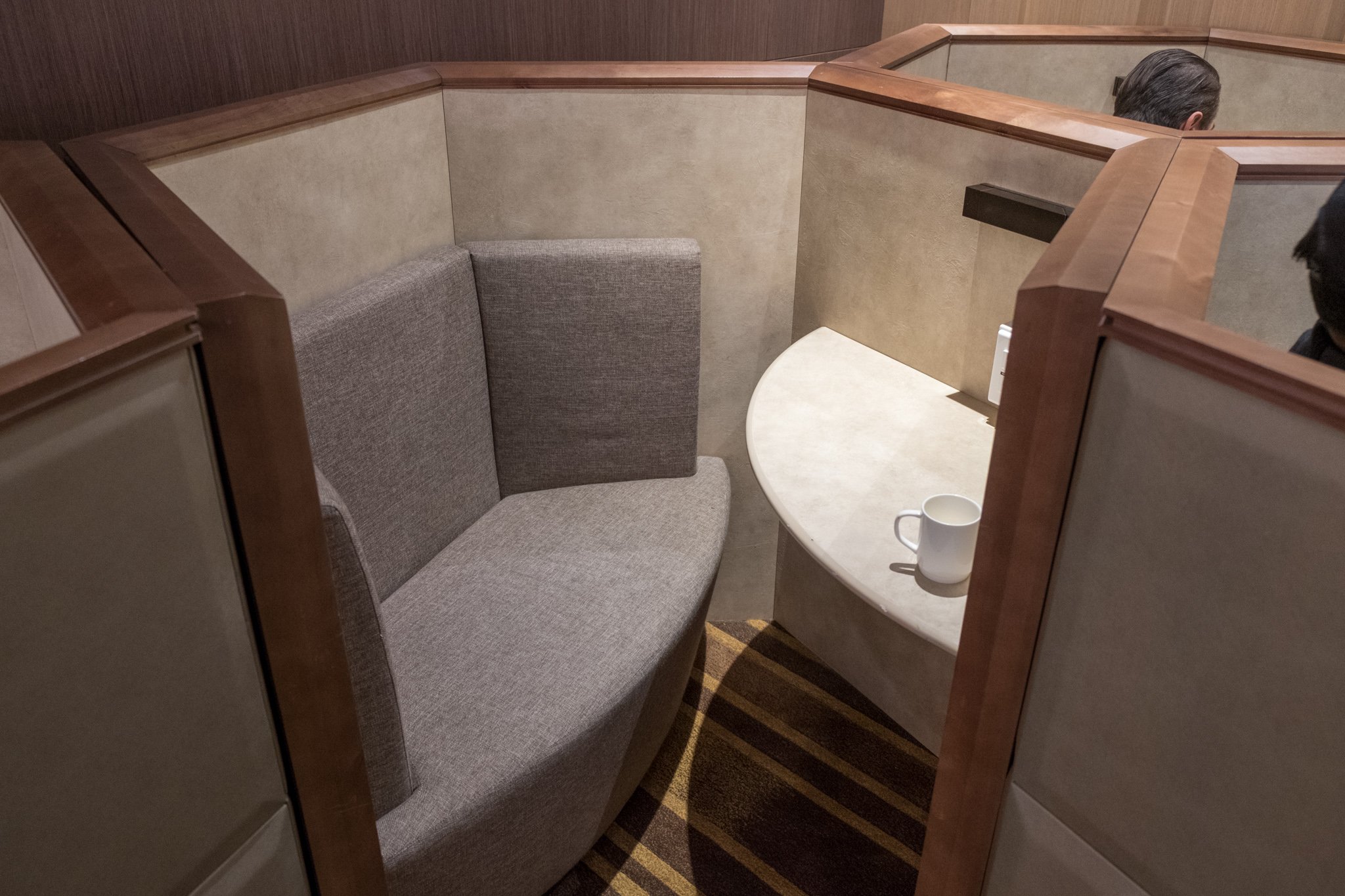 Plaza Premium Lounge (Domestic Gate B15), foto 6