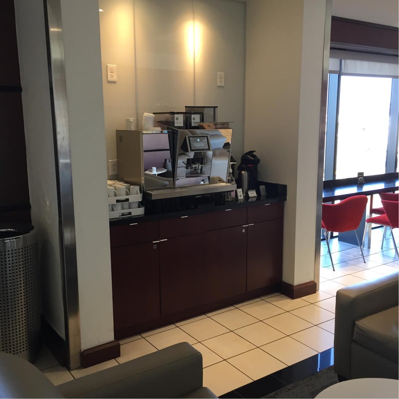 Delta Air Lines Delta Sky Club (Gate D12), photo 8