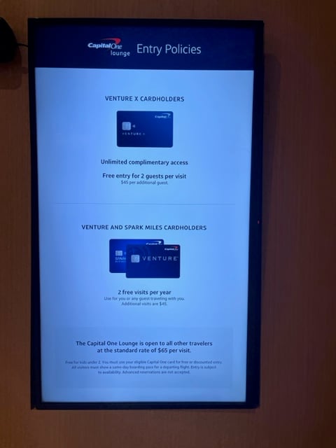 Capital One Lounge, photo 4