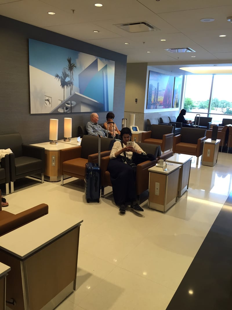 American Airlines Admirals Club (Gate D15), photo 7