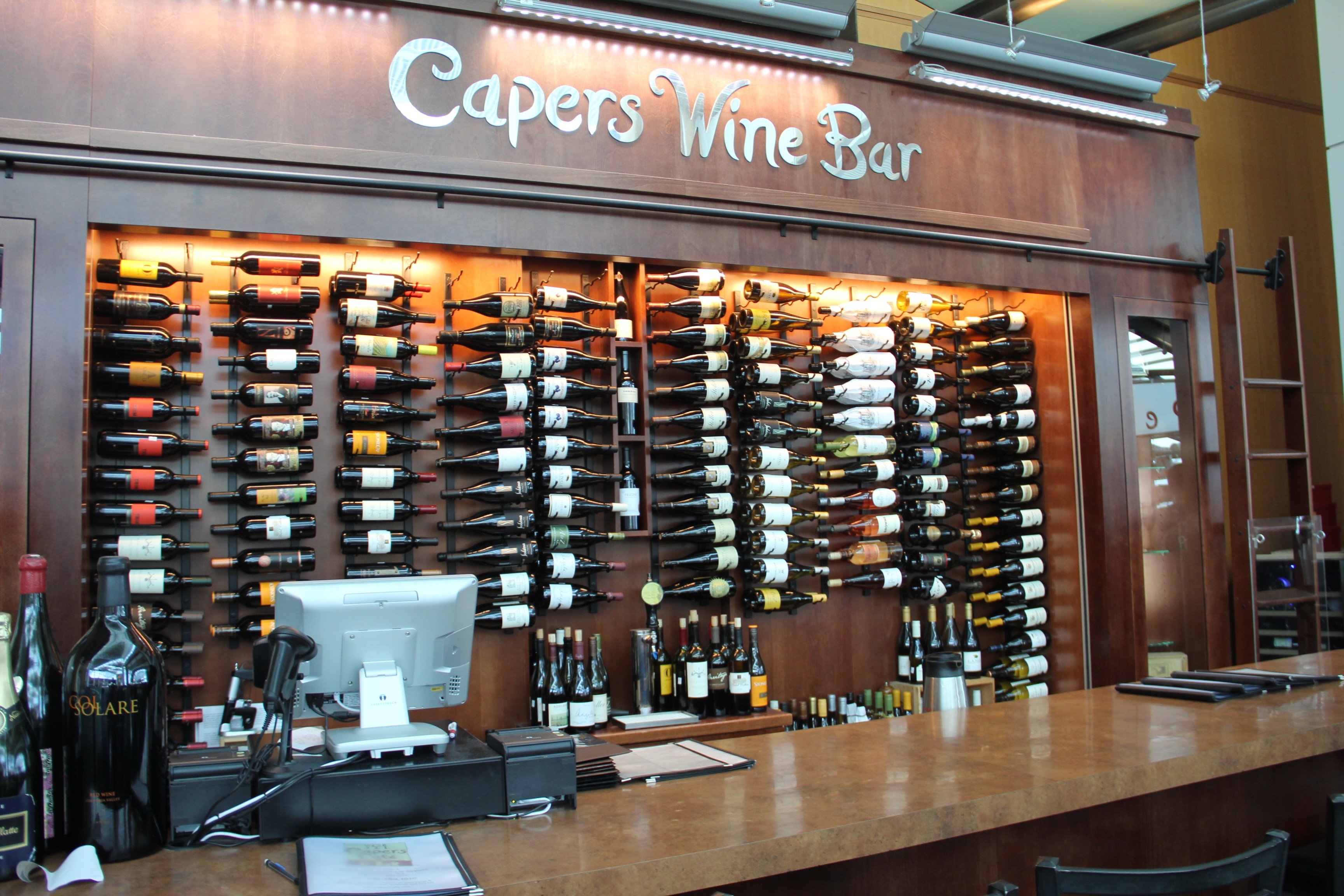 Capers Cafe Le Bar, foto 3