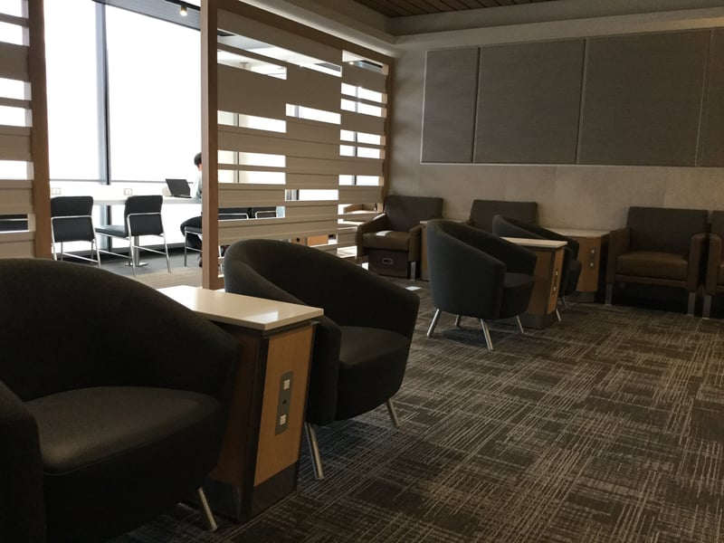 American Airlines Flagship Lounge, photo 4