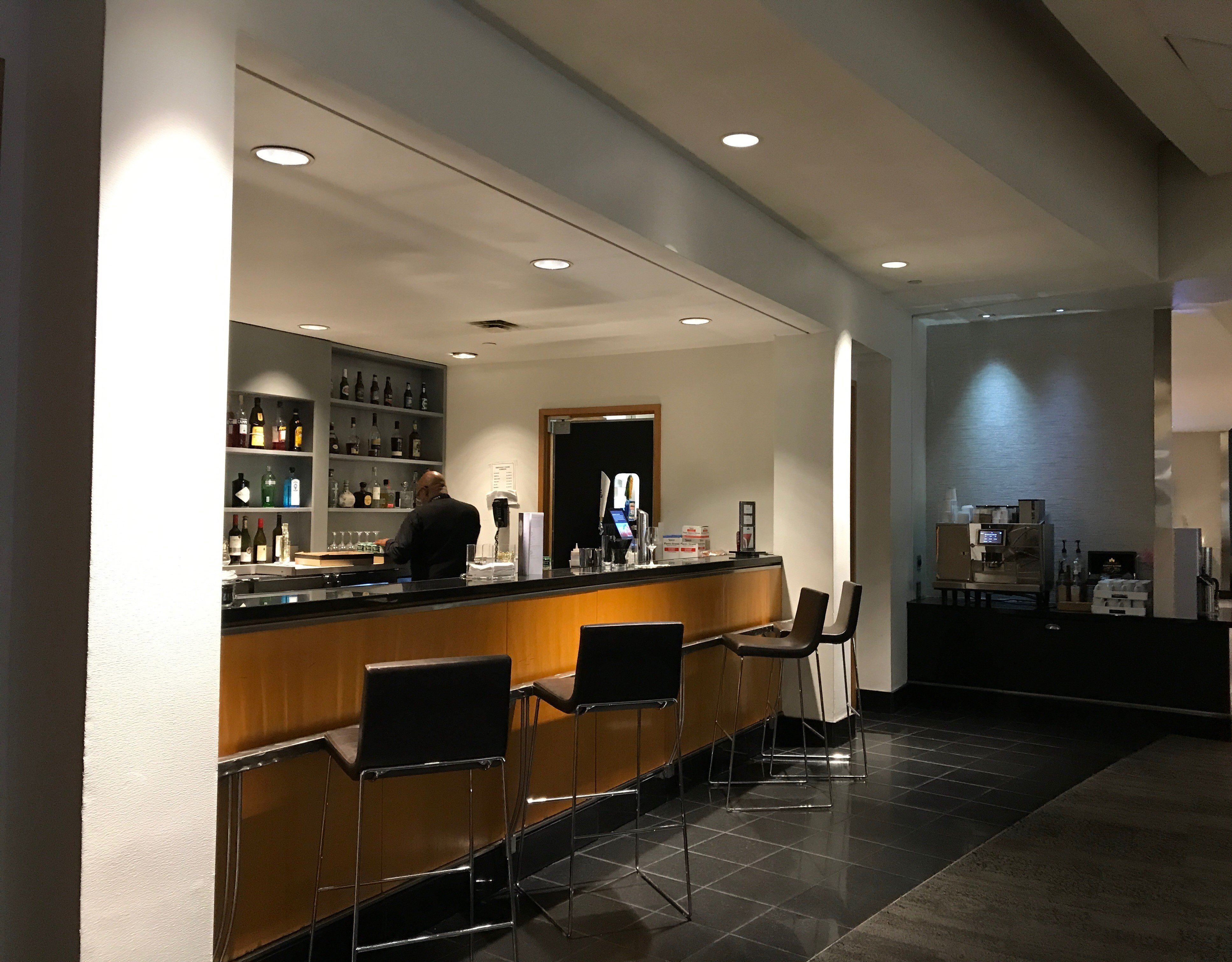 Delta Air Lines Delta Sky Club, photo 7