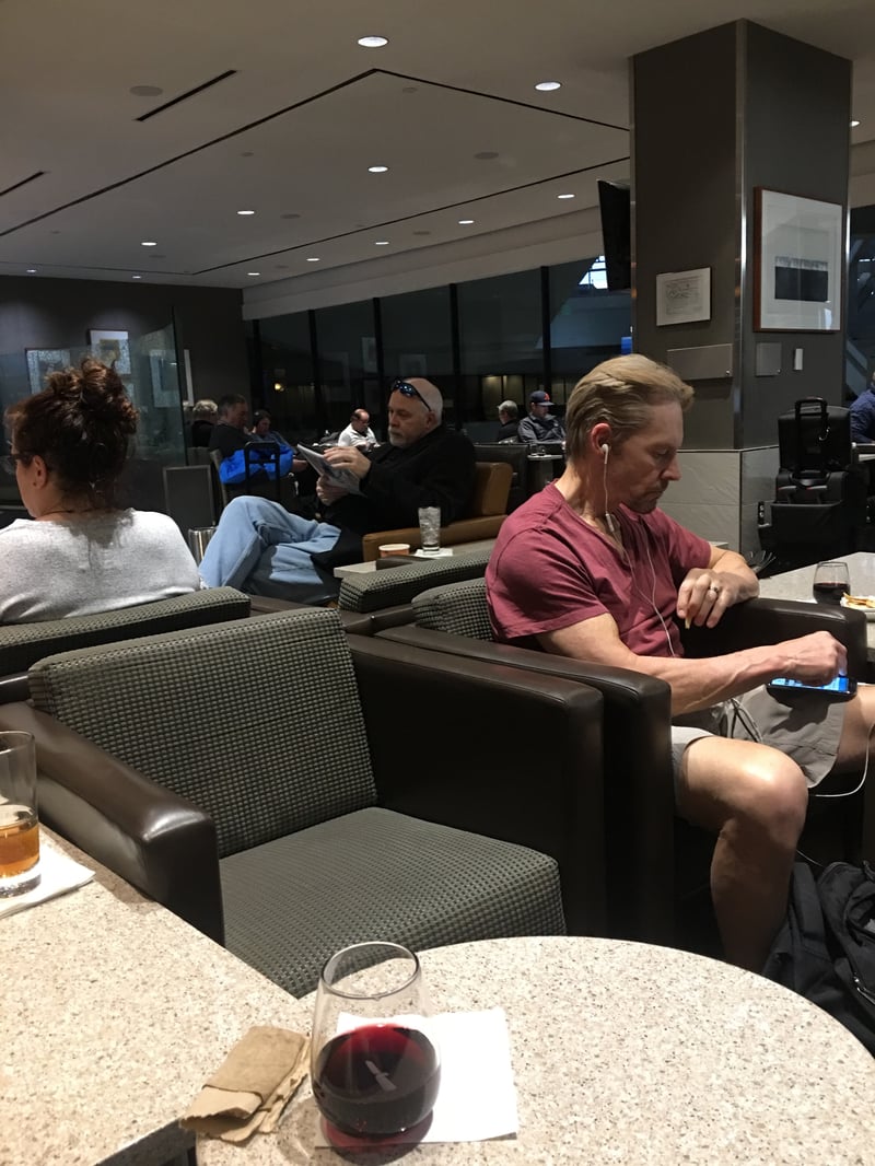 American Airlines Admirals Club, photo 11