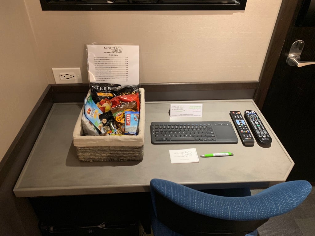 Minute Suites (Main Atrium), photo 5