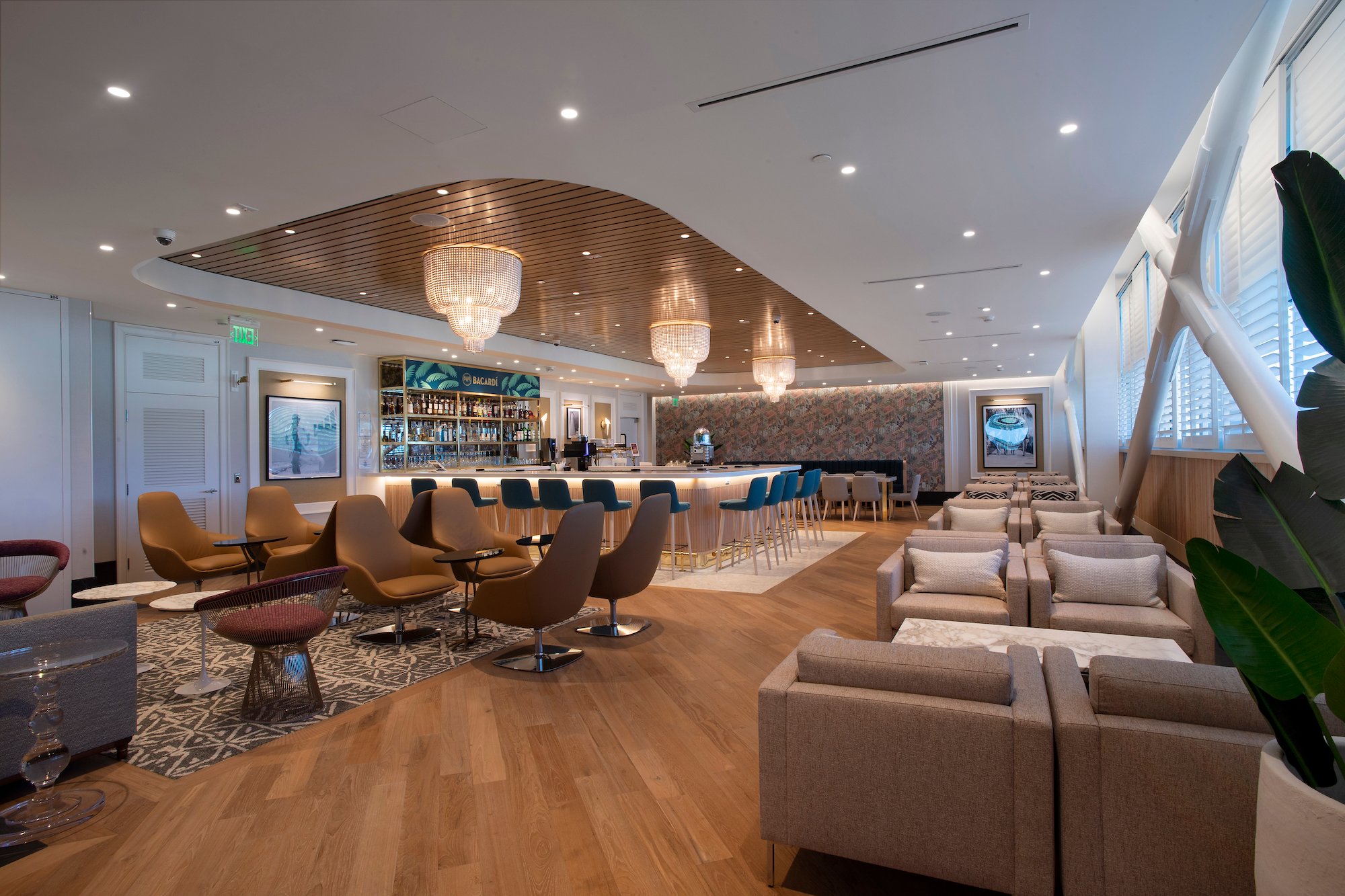 Primeclass Lounge, photo 6
