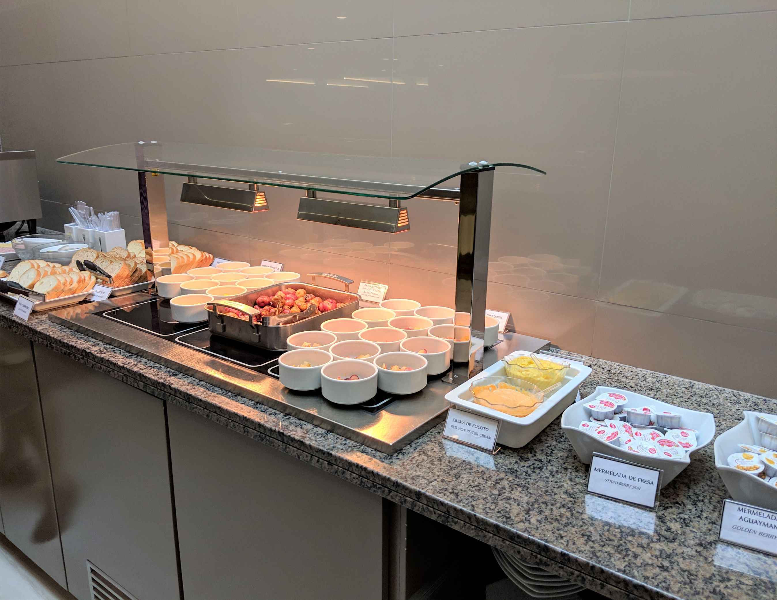 Hanaq VIP Lounge, photo 2