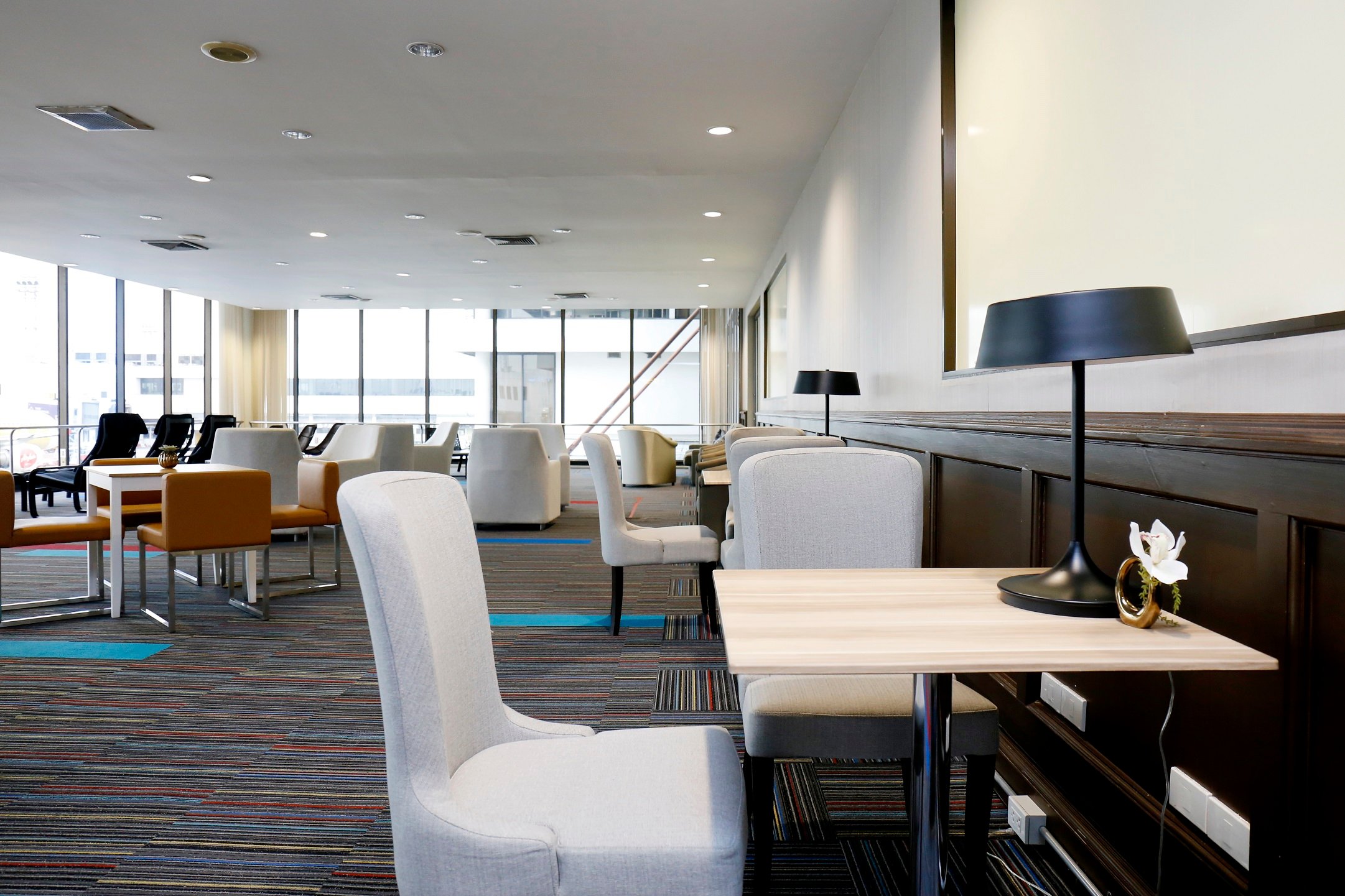 Miracle Lounge No. 1, photo 6