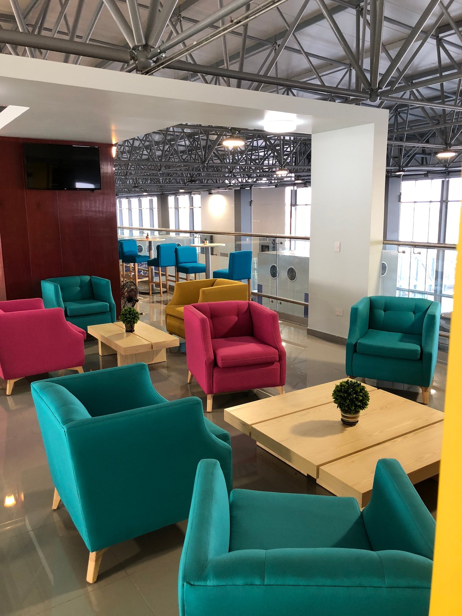 OMA Premium Lounge (Temporarily Closed), foto 2