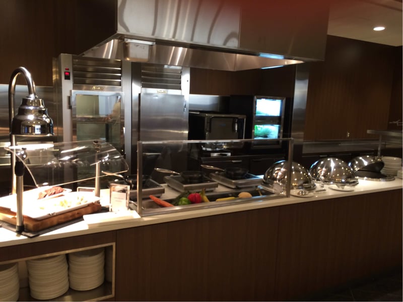 Air Canada Maple Leaf Lounge, photo 3