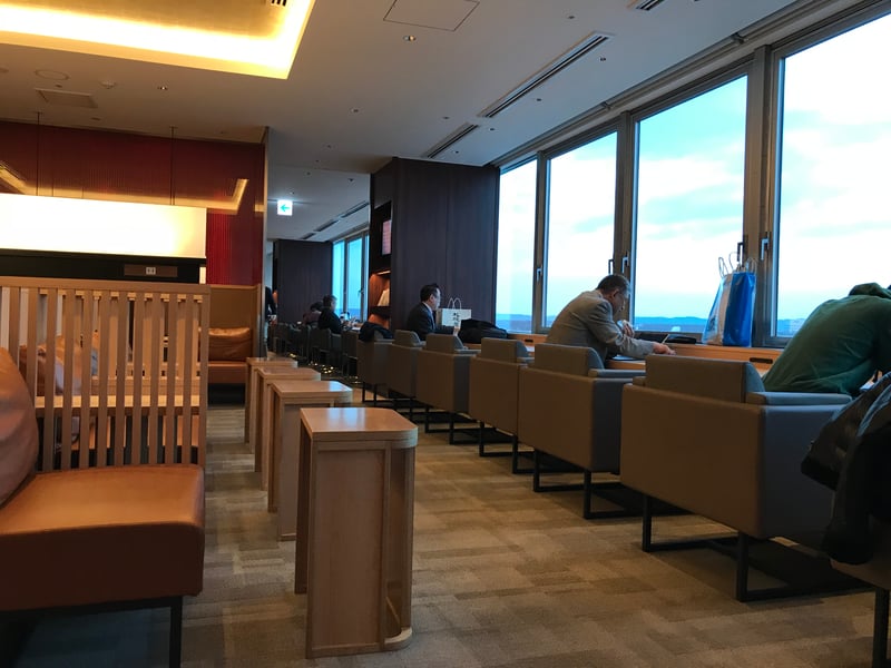 Japan Airlines JAL Diamond Premier Lounge, photo 3
