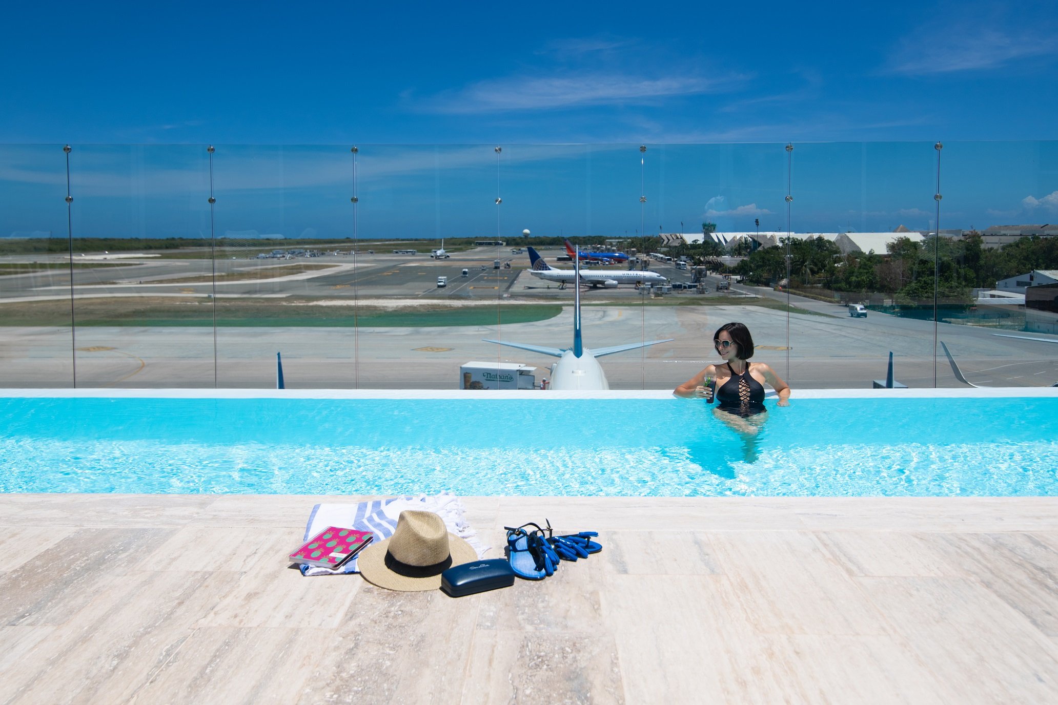VIP Lounge (Departures), foto 3
