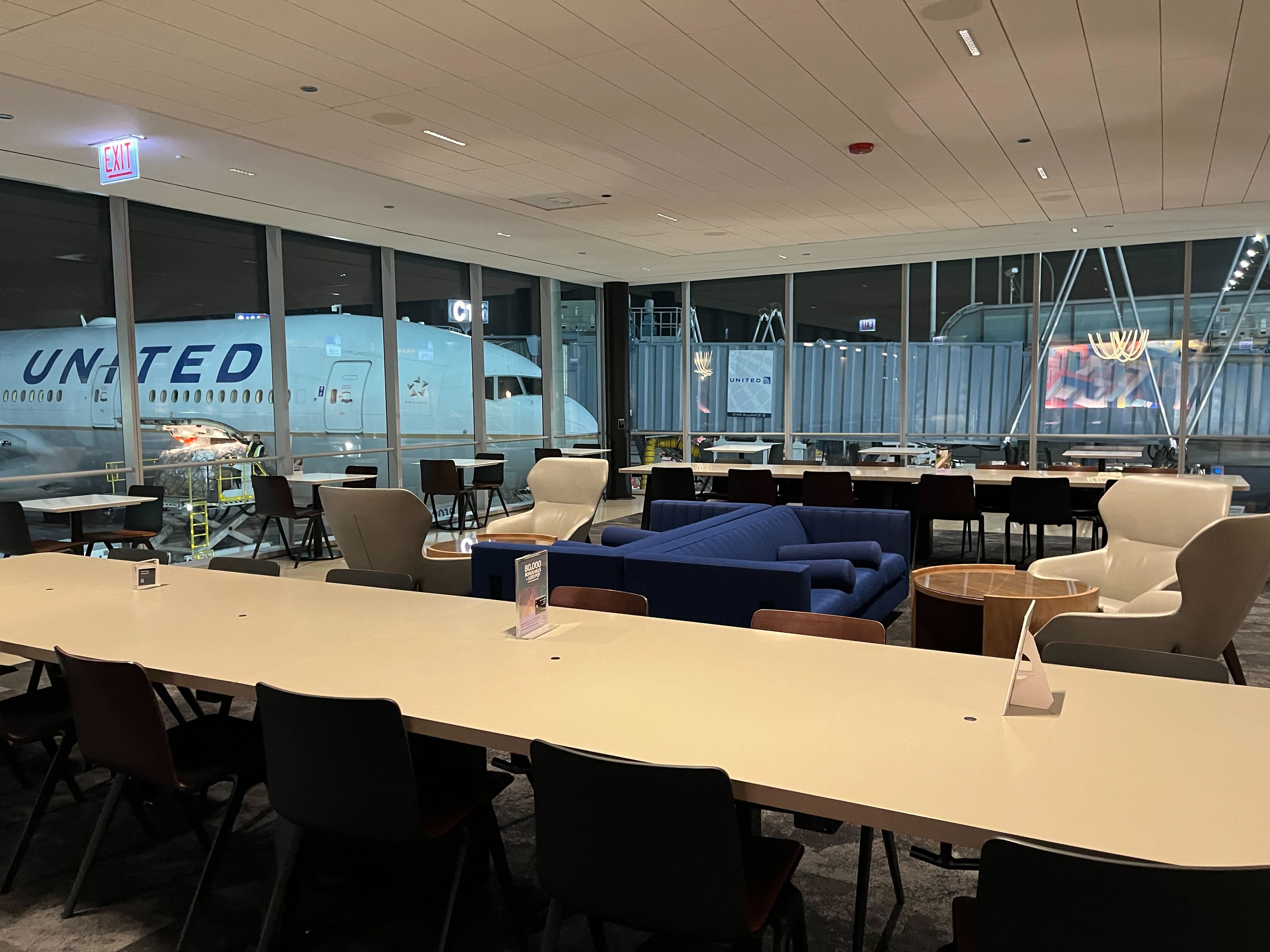United Airlines United Club (Gate C10), foto 7