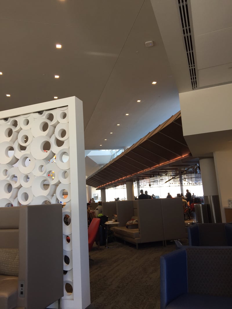 Delta Air Lines Delta Sky Club (Gate B18), photo 12