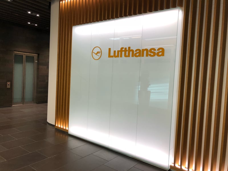 Lufthansa First Class Lounge (Temporarily Closed), photo 11