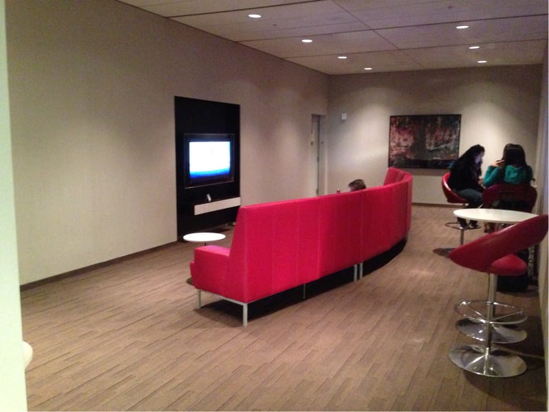 Air Canada Maple Leaf Lounge, foto 2