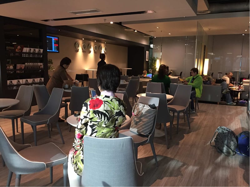 Miracle First Class Lounge, foto 8