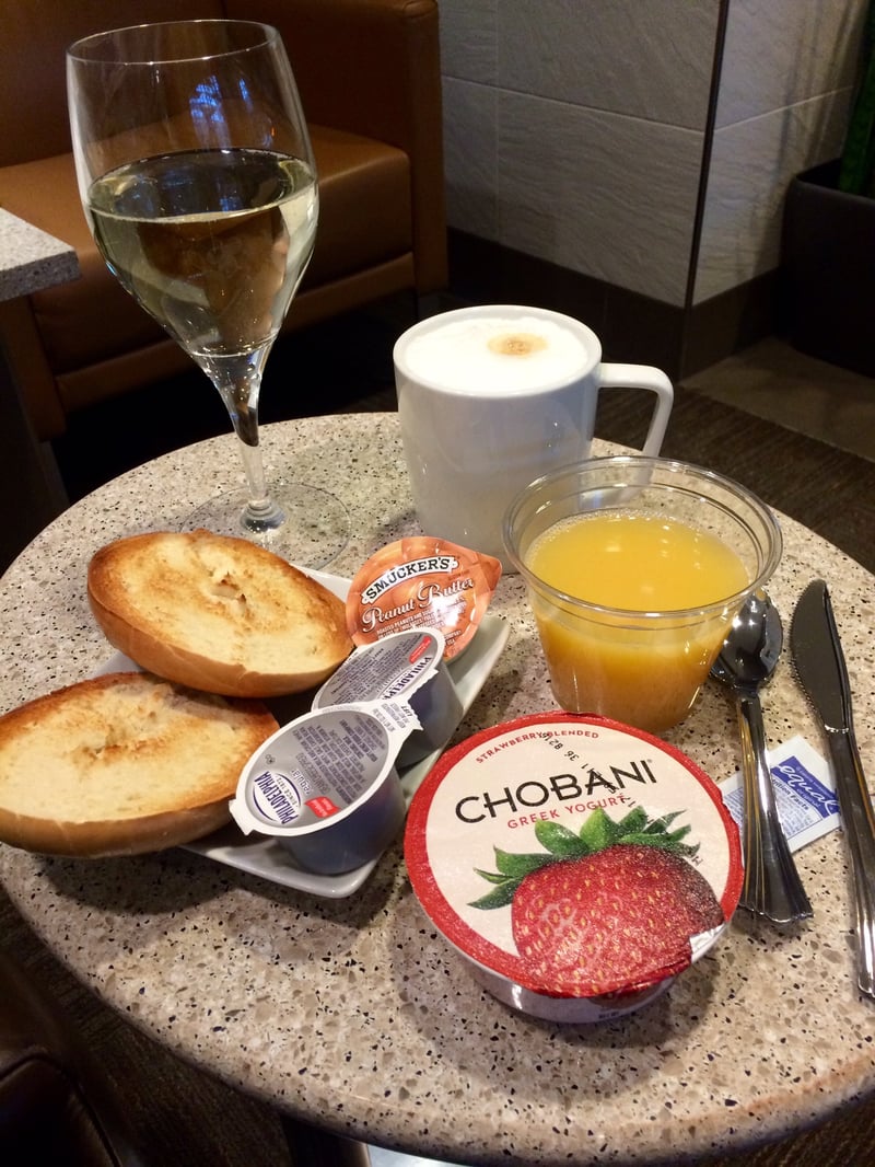 American Airlines Admirals Club, photo 5