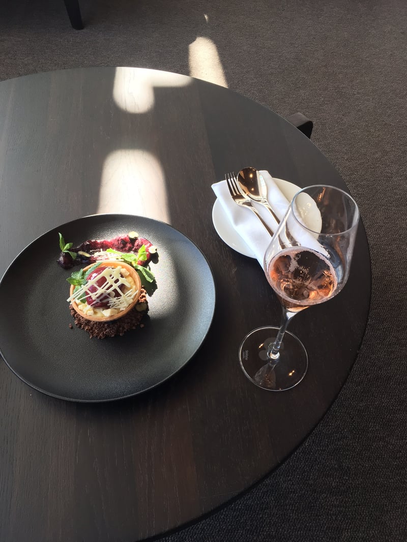 SWISS First Lounge, photo 6