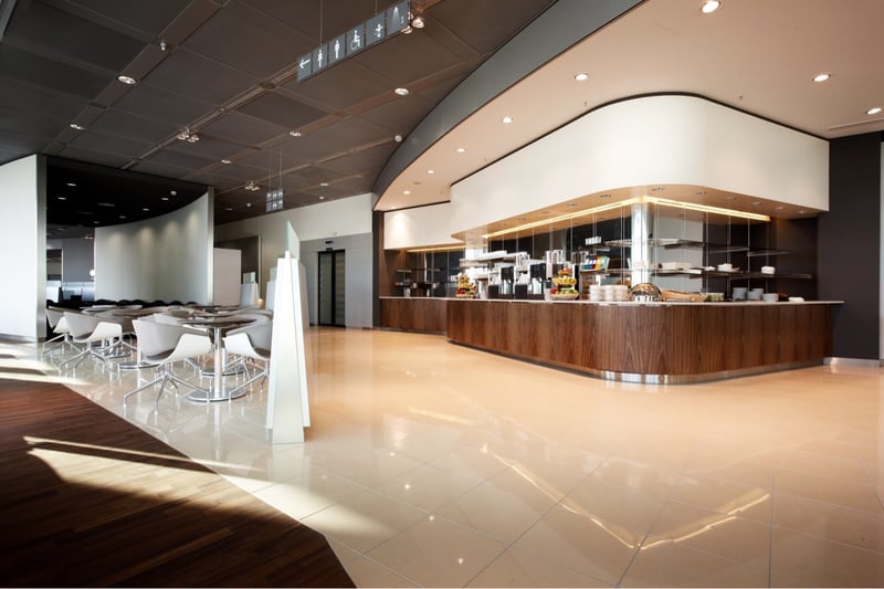 Lufthansa Senator Lounge (Non-Schengen, Gate C15), photo 11