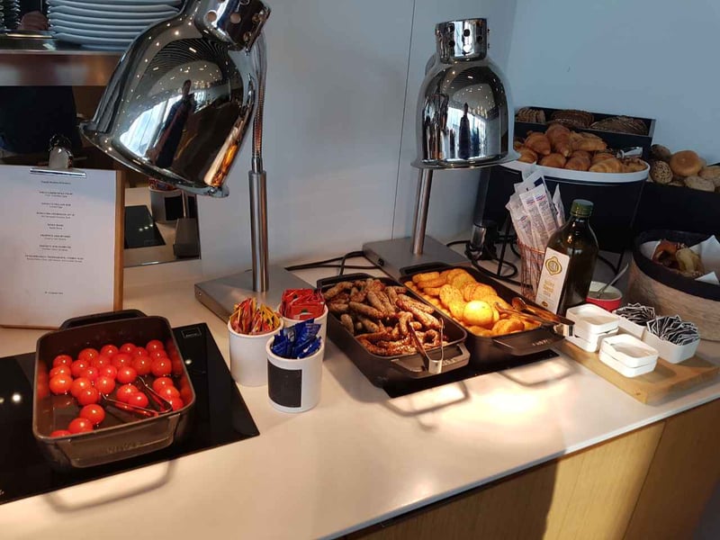 Lufthansa Senator Lounge (Non-Schengen), photo 10