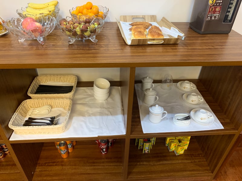 First Class Lounge (No. 5), photo 3