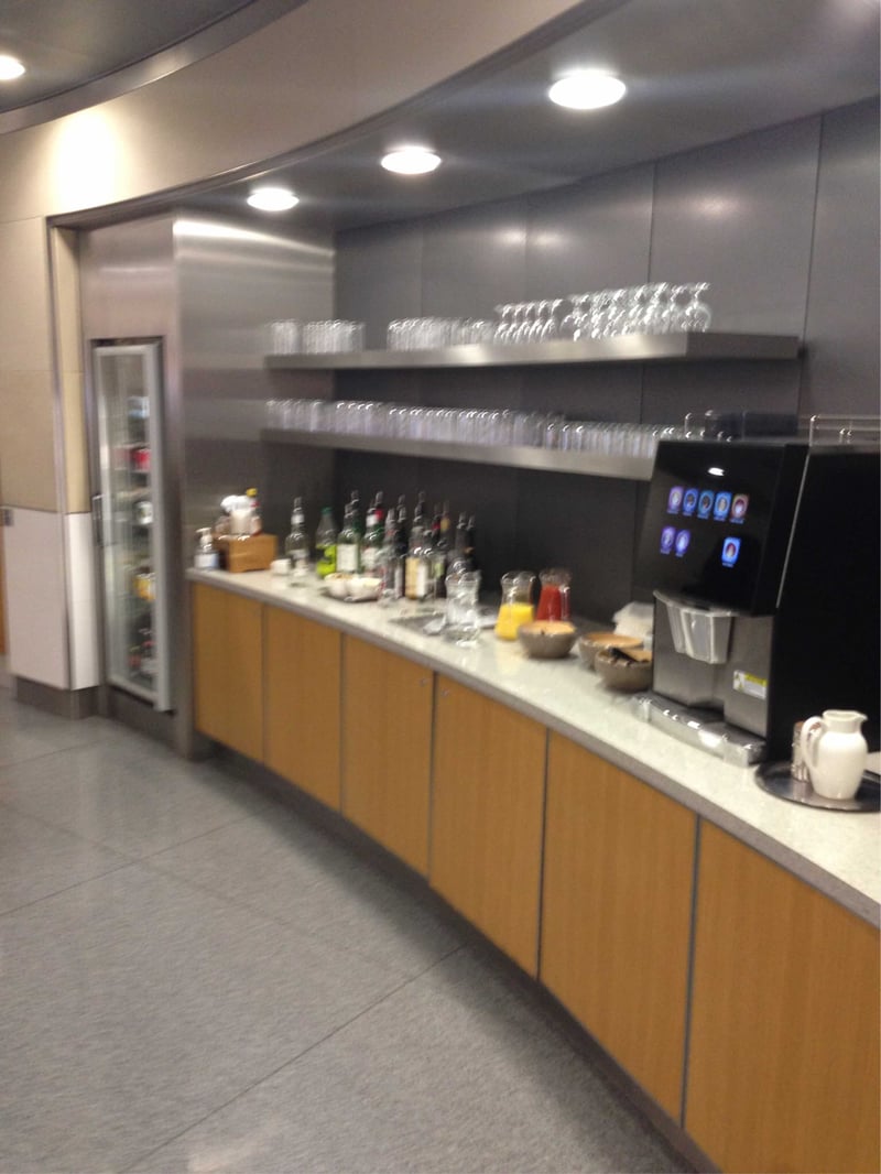 American Airlines Admirals Club, photo 8