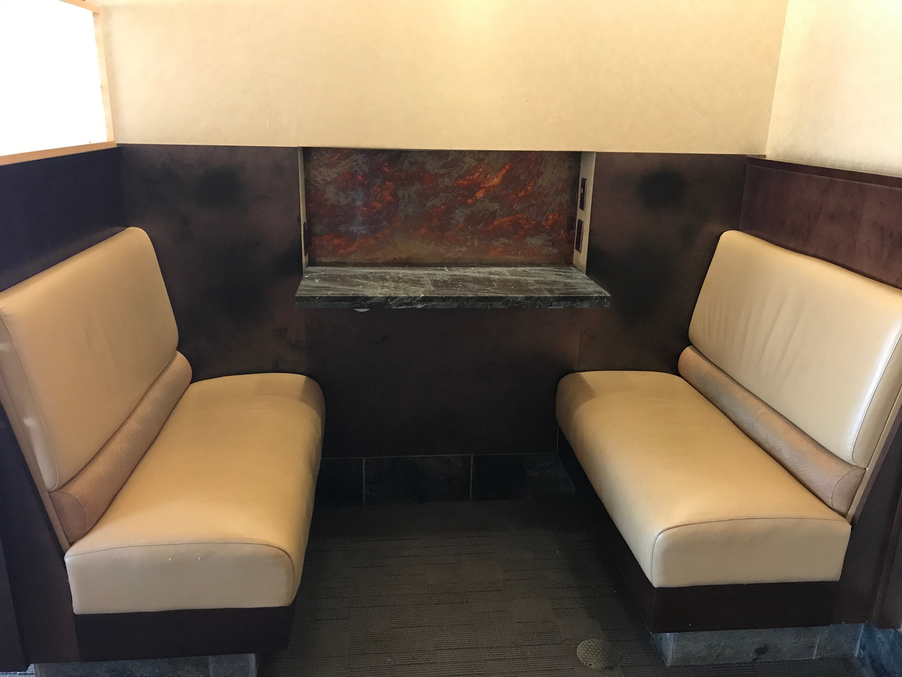 Delta Air Lines Delta Sky Club, photo 2
