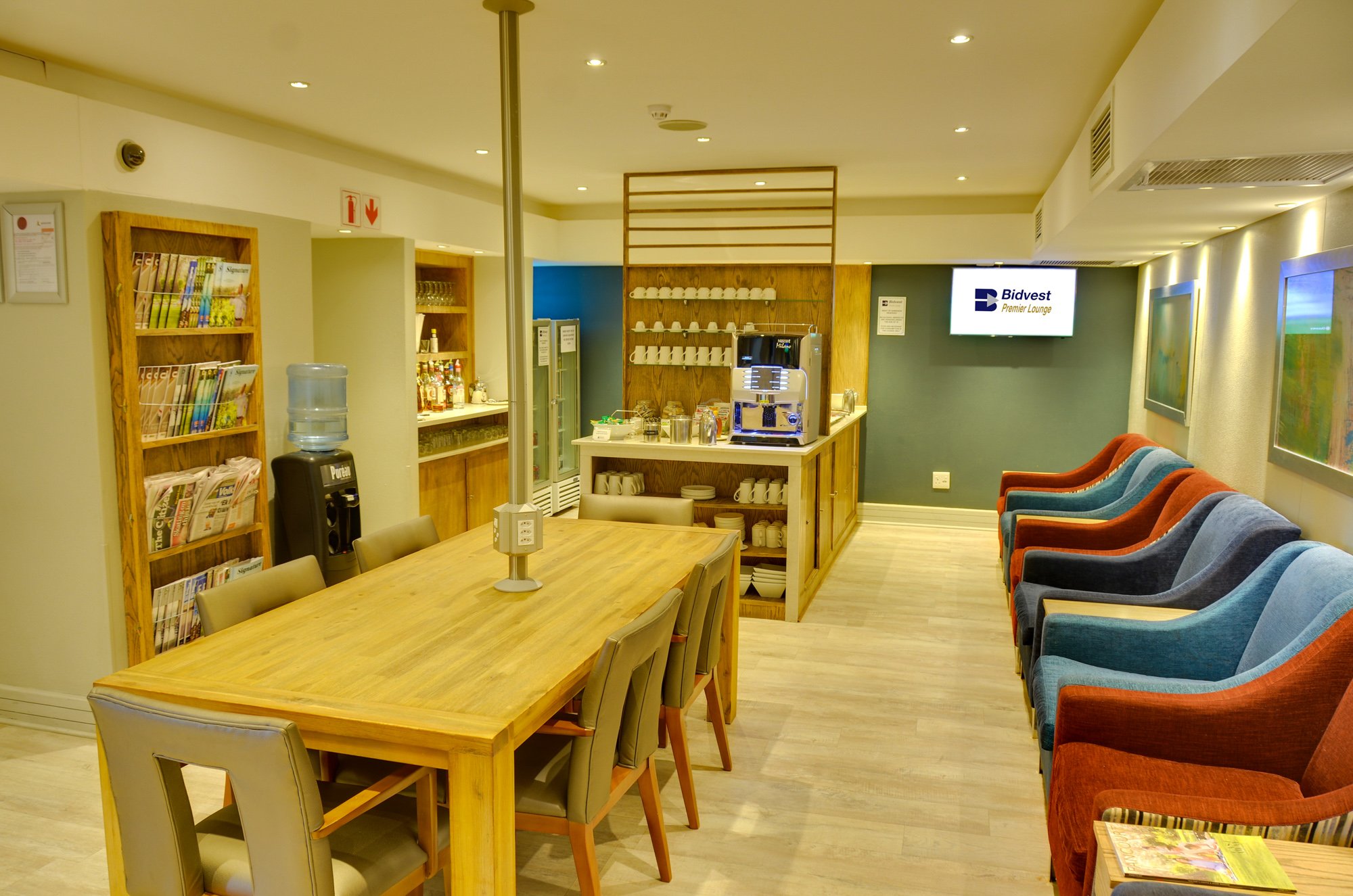 Bidvest Premier Lounge, photo 2