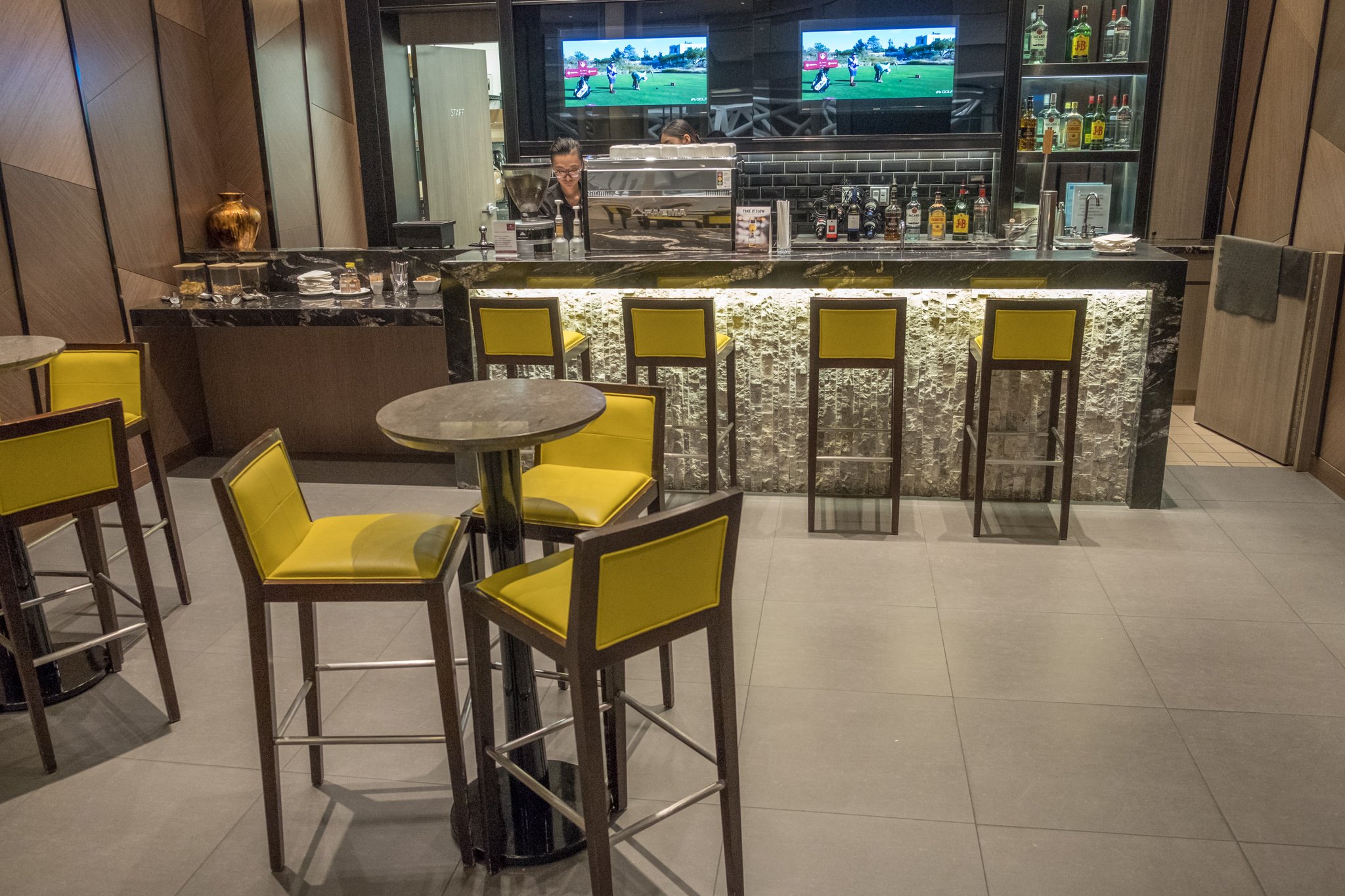 Plaza Premium Lounge (Domestic Gate B15), foto 4