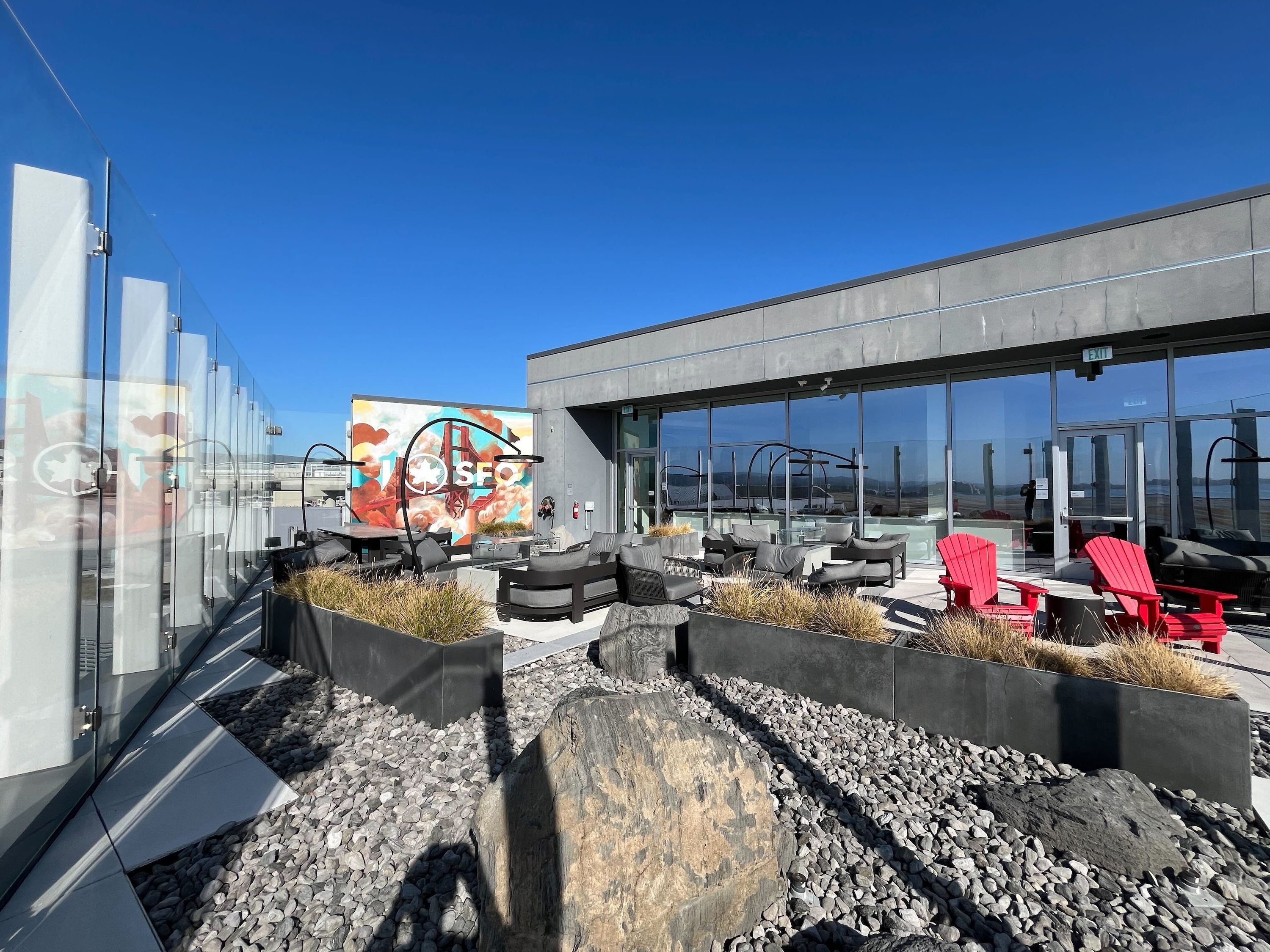 Air Canada Maple Leaf Lounge, photo 2