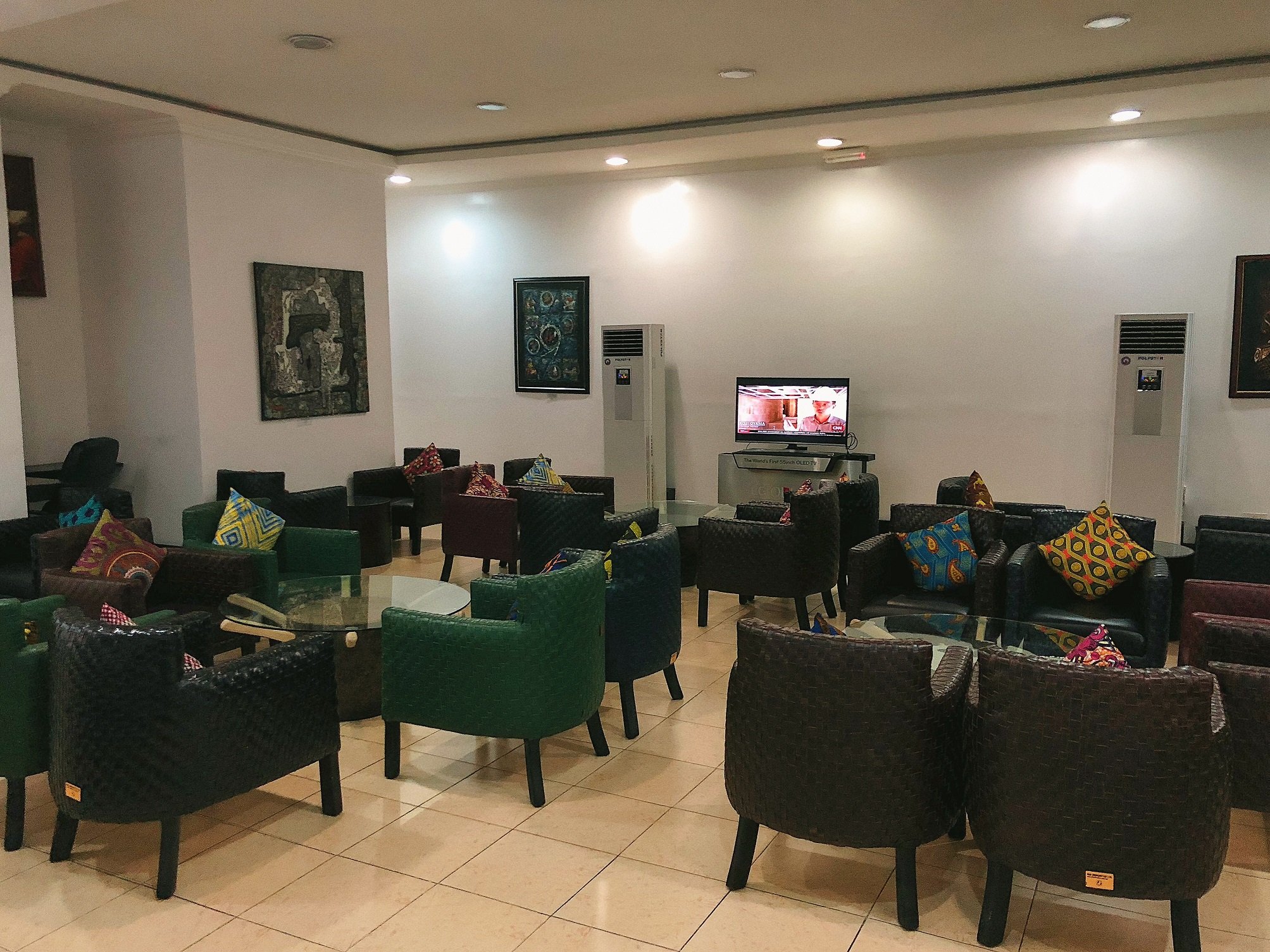 SDS Llegada Arrival Lounge (D-Wing), foto 2