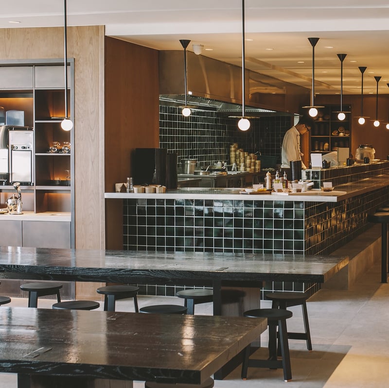 Cathay Pacific First and Business Class Lounge, photo 11