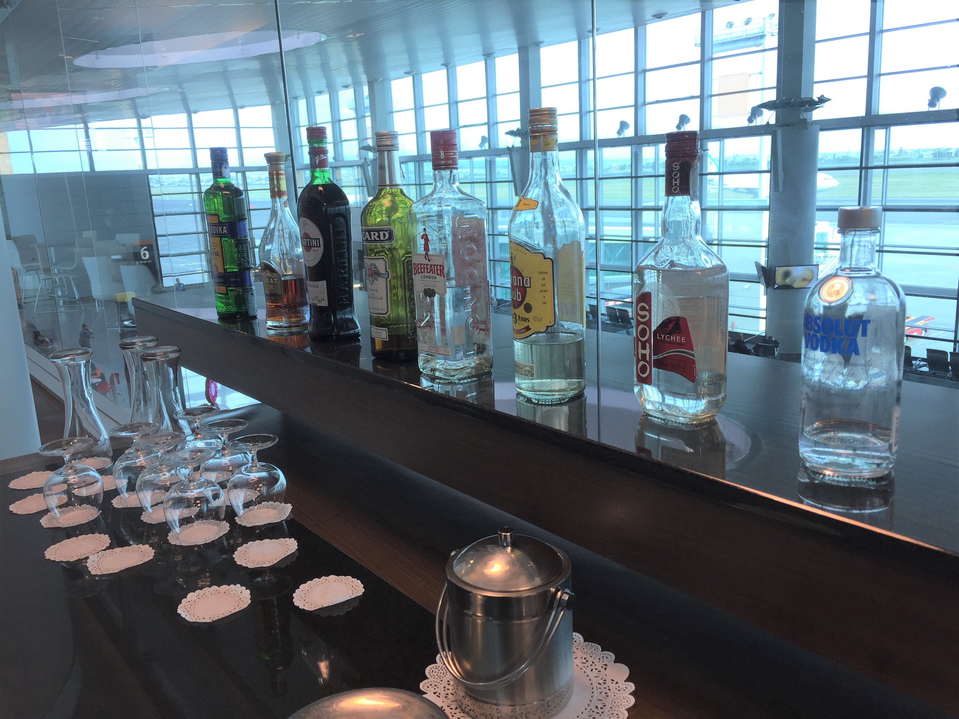 Converse Bank Business Lounge, photo 11