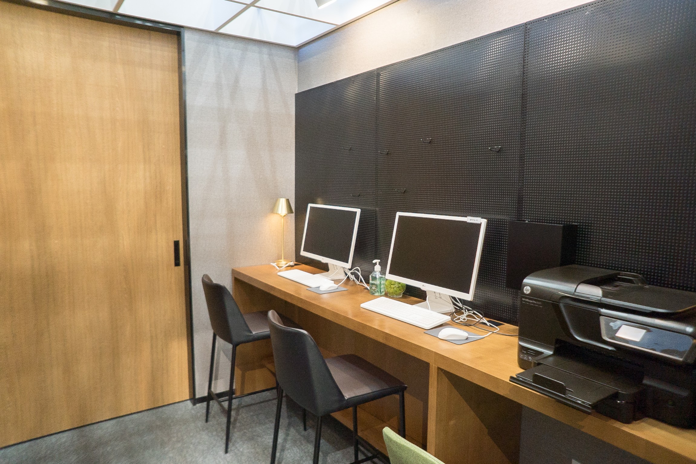 Sky Hub Lounge, photo 4