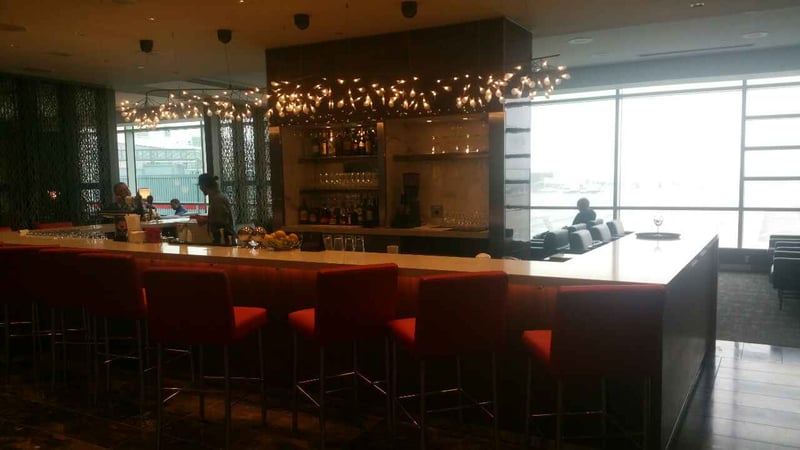 Air Canada Maple Leaf Lounge, photo 4