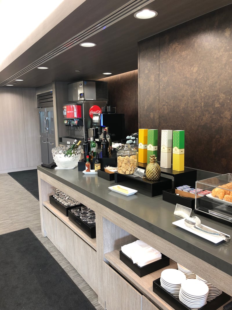Japan Airlines JAL Sakura Lounge / American Airlines Admirals Club, foto 3