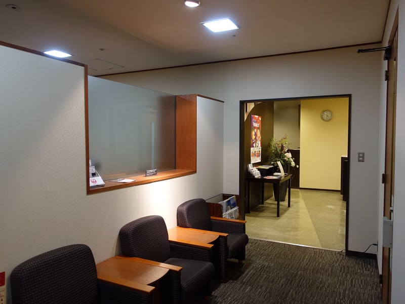 Japan Airlines JAL Sakura Lounge, photo 5
