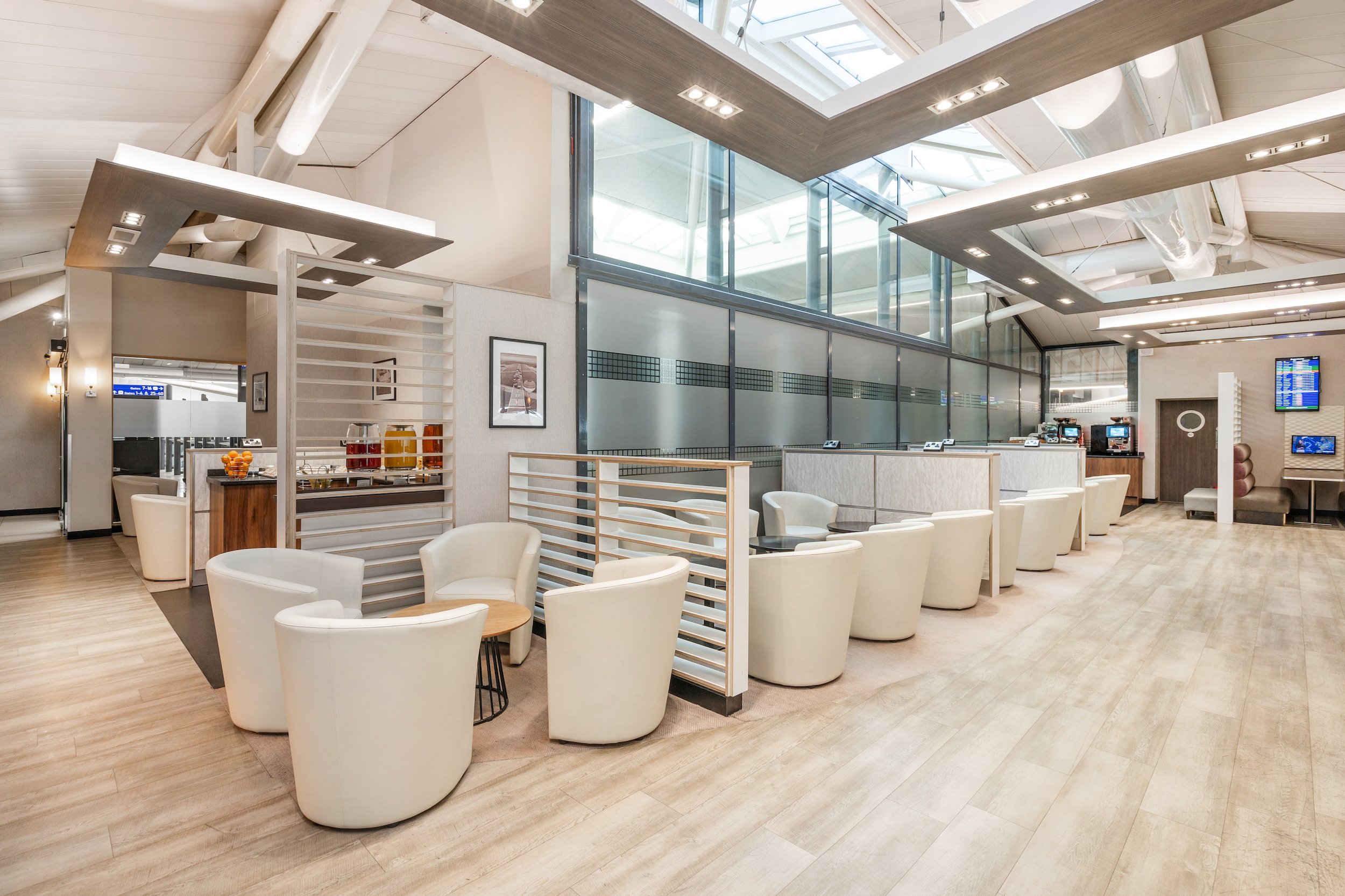 Escape Lounges, photo 1