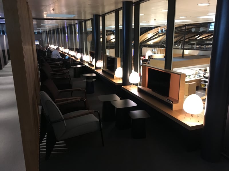 SWISS Senator Lounge, photo 6