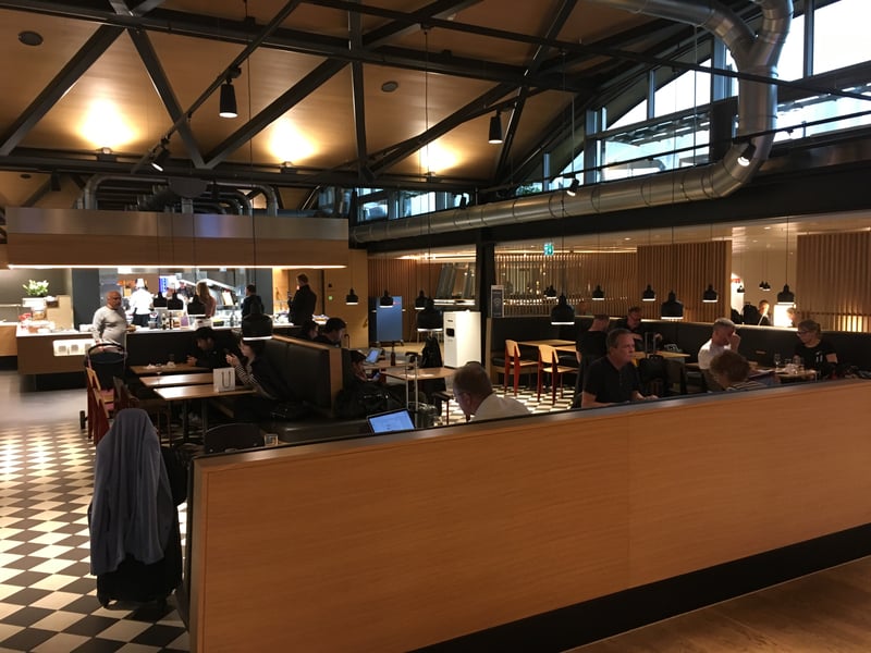 SWISS Senator Lounge, photo 12