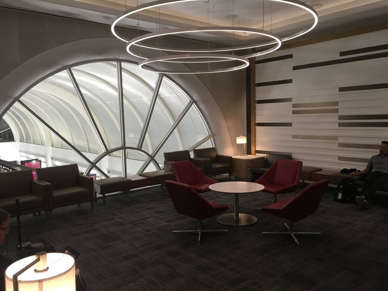 American Airlines Flagship Lounge, photo 4